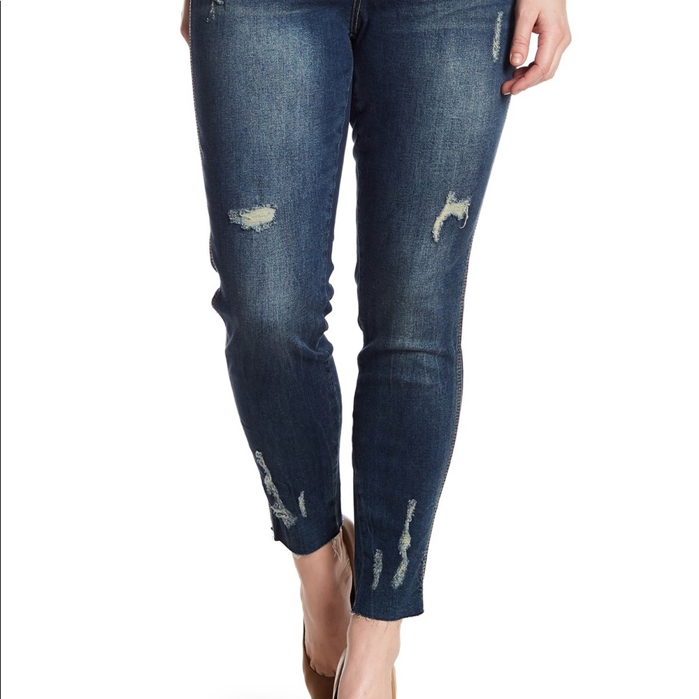 Seven7 blue legging distressed 24w  NWT plus size